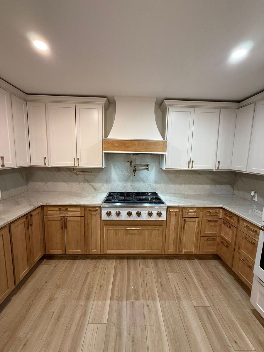 Kitchen and Cabinet Refinishing for Escorpio Painting in Tampa, FL