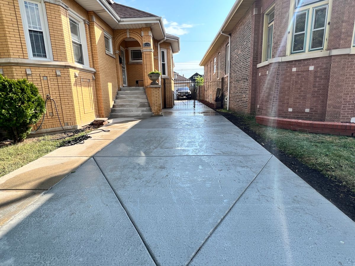 Concrete Driveways for Onyx Concrete Contractors in Chicago, IL