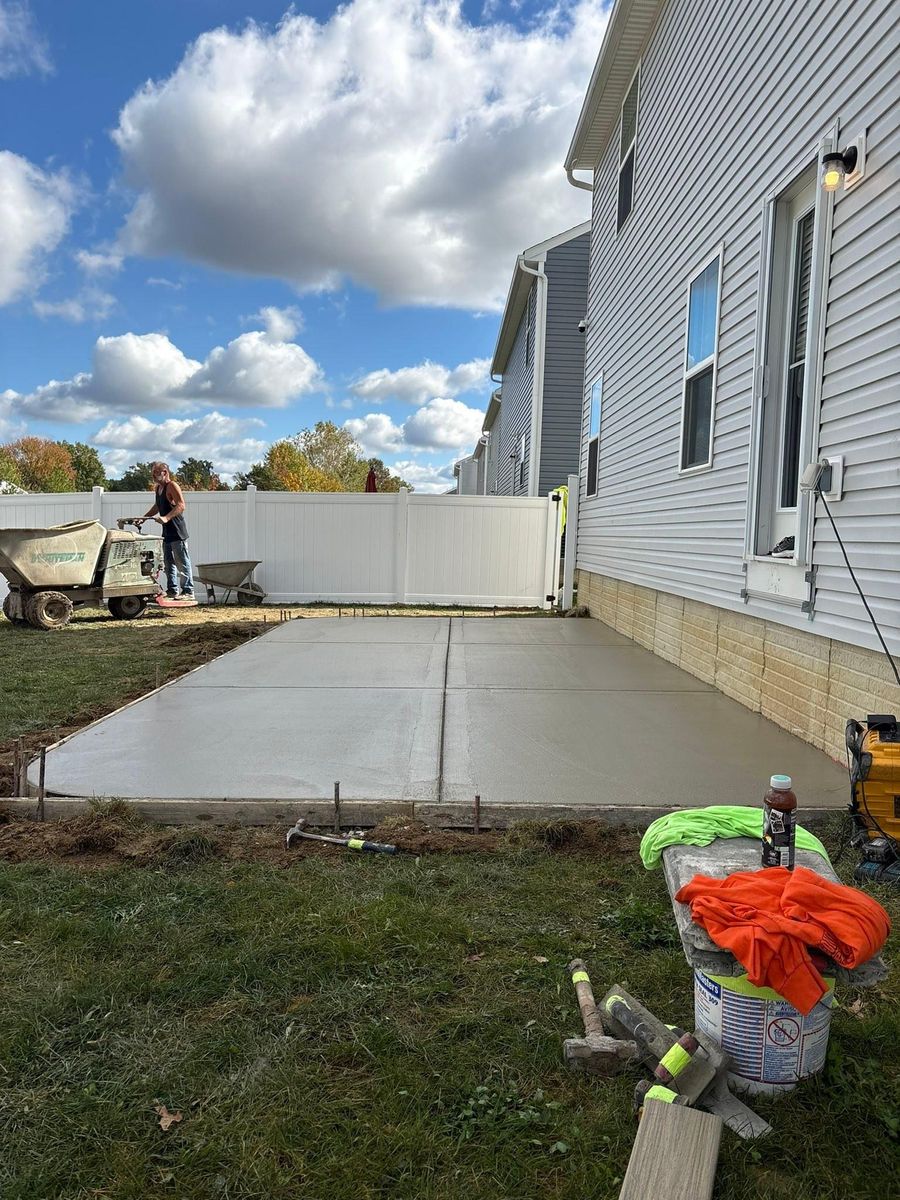 Patio Design & Installation for Concrete Pros, LLC in Lorain, OH
