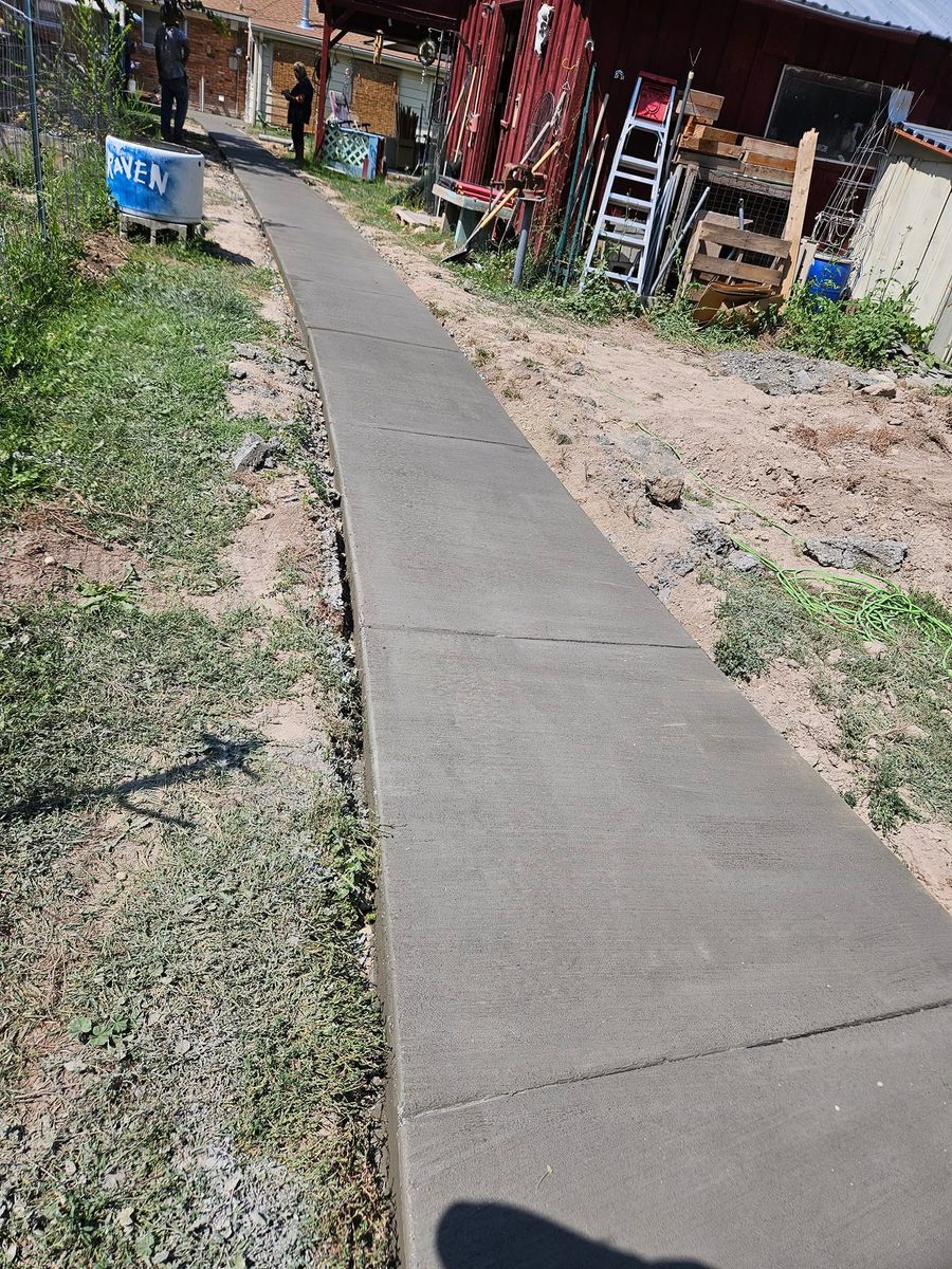 Concrete  for White Lightning Concrete and Construction in Middleton, ID