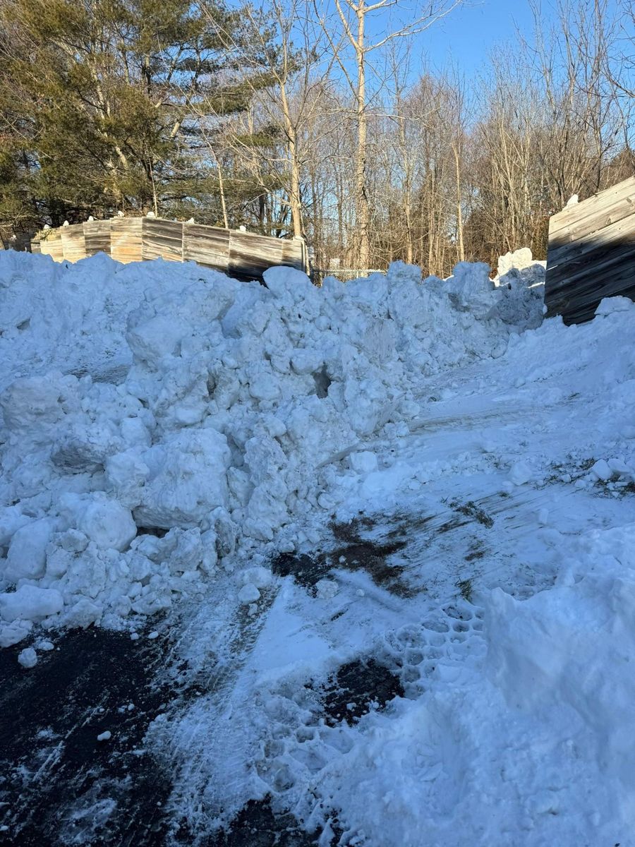 Residential Snow Plowing for LCP Property Management  in Windham, NH