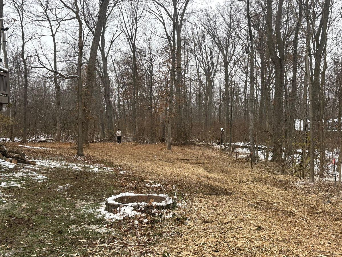 Mulch Installation for Dig-It Tree Company in Mason, OH