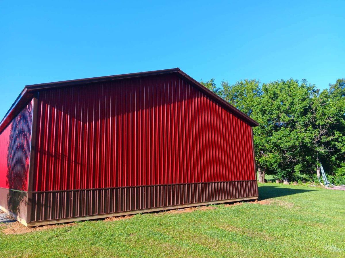 Pole Barn Construction for Elite Amish Roofing in Jackson, OH