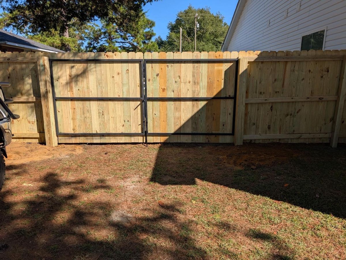 Wood Privacy for 4 In The Fire Fencing LLC in Darlington, SC