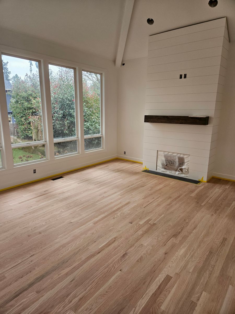 Floor Installation for Smithe Hardwood Flooring  in Sandy, OR