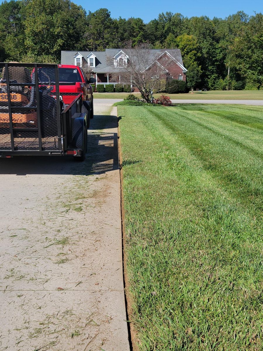 Edging for Piedmont Lawn and Landscaping in Lexington, NC