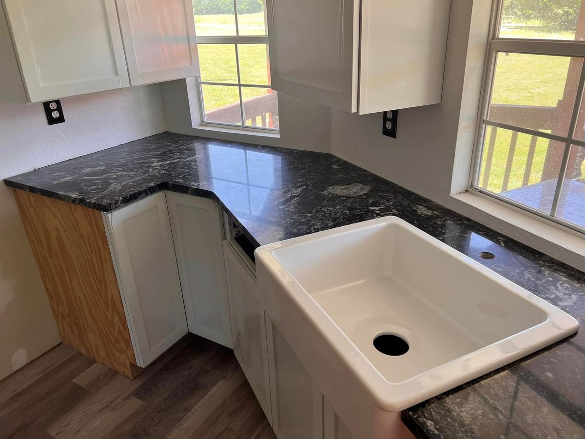 Kitchen Renovation for Omega Granite LLC in Ravenna, TX