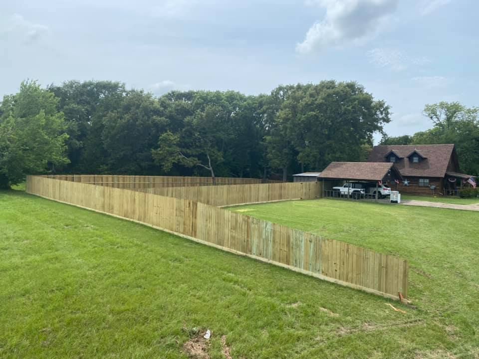 Fencing for Cowboy Construction in Palestine, TX