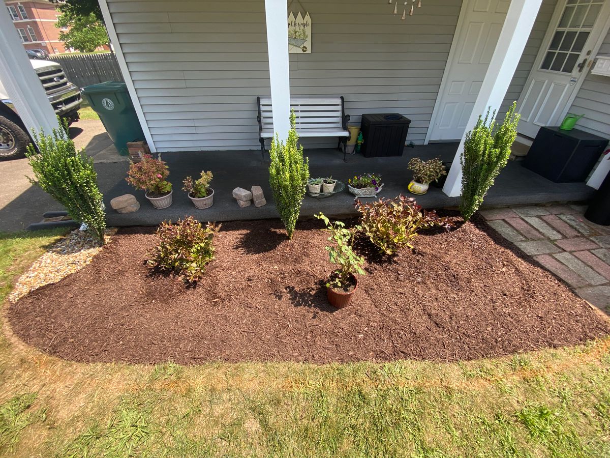 Lawn Maintenance for Stevenson Property Maintenance in Cheshire, CT