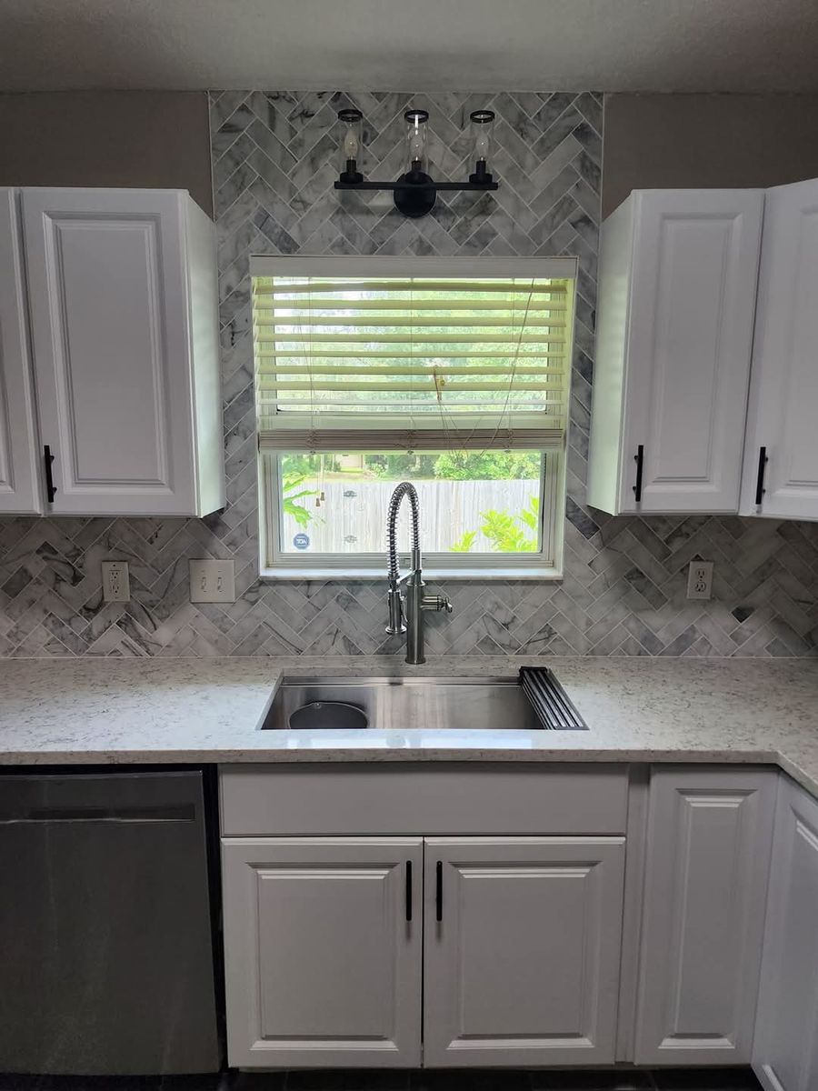 Kitchen Backsplash Tiling for Elite Custom Tile Installations in Ocala, FL