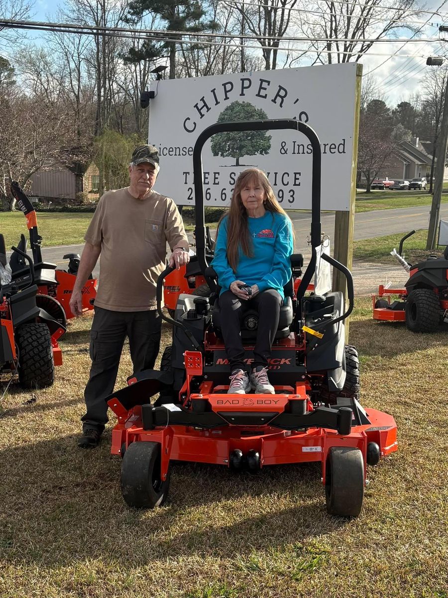 Tree Trimming for Chipper's Tree Service  in Fort Payne, AL