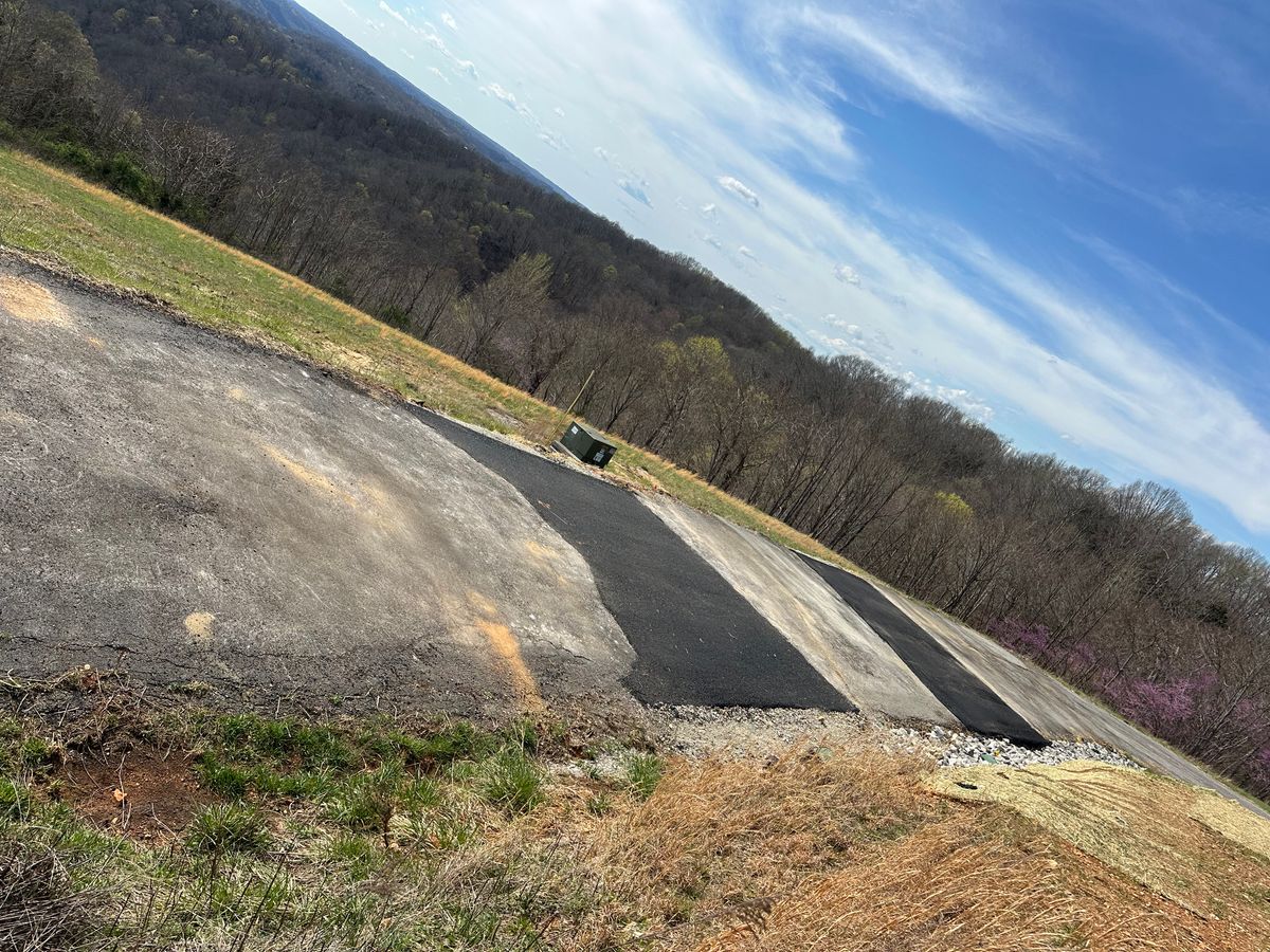 Asphalt Patching for Metzler Paving and Sealcoating in Jacksboro, TN