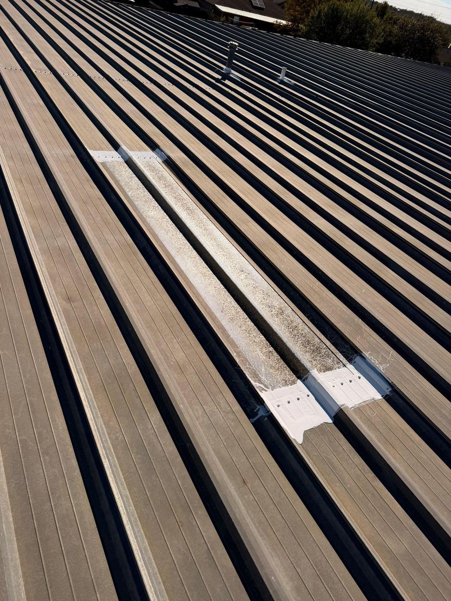 Gutter Maintenance for R E Tanner Home Improvement in Buckholts, TX