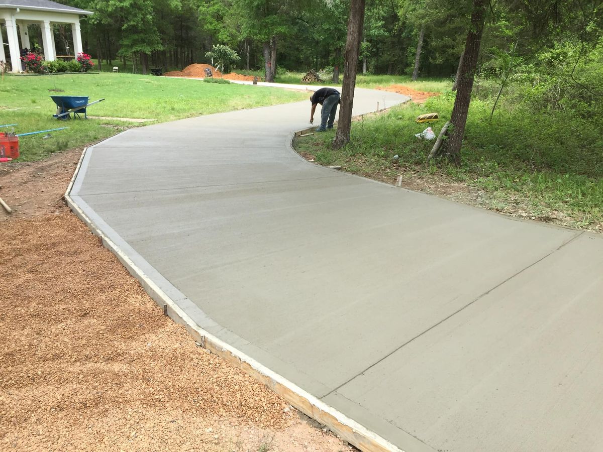 Sidewalk Installation for Central America Concrete Works in Eaglelake, TX