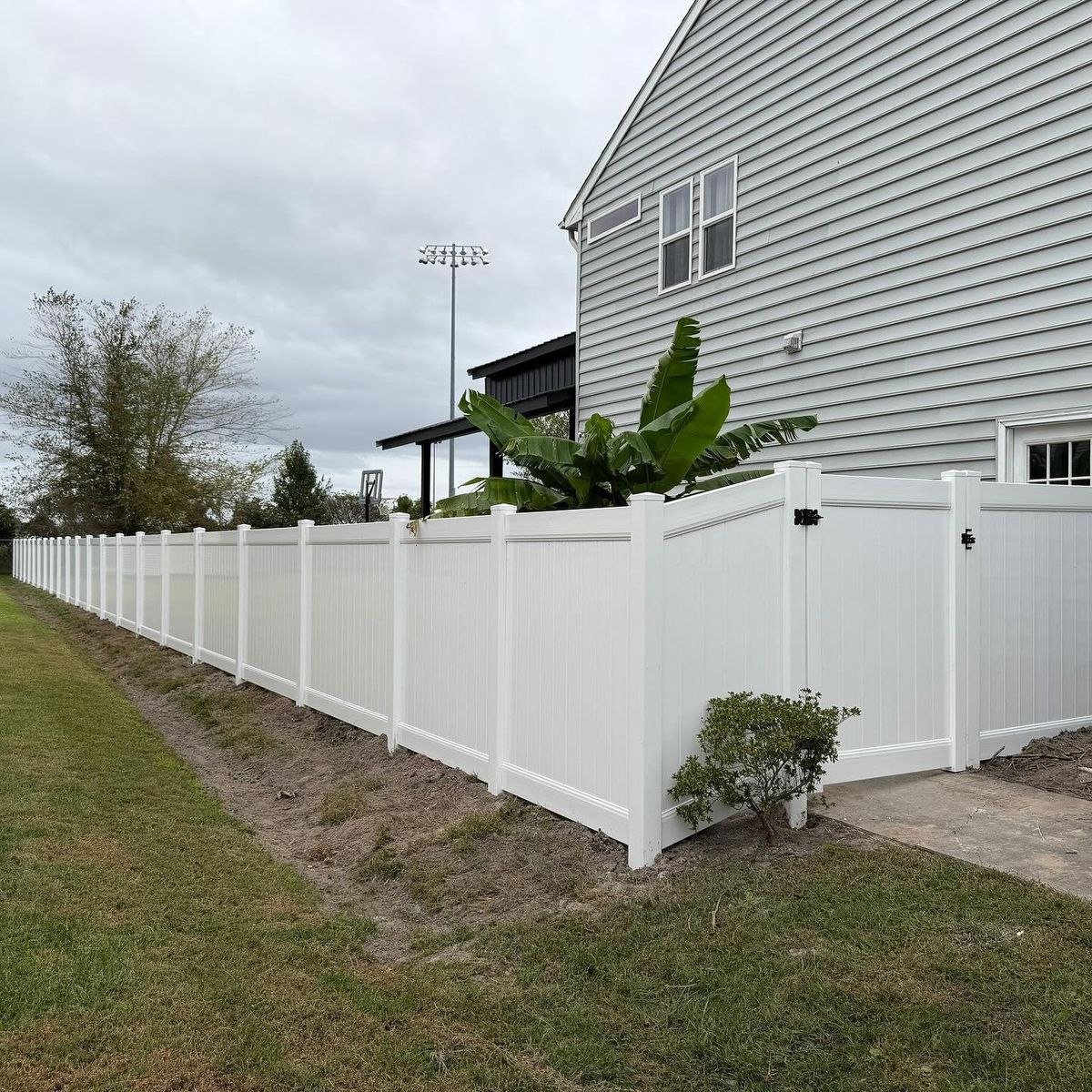 Vinyl Fencing for Tidewater Trim & Deck in Moyock, NC