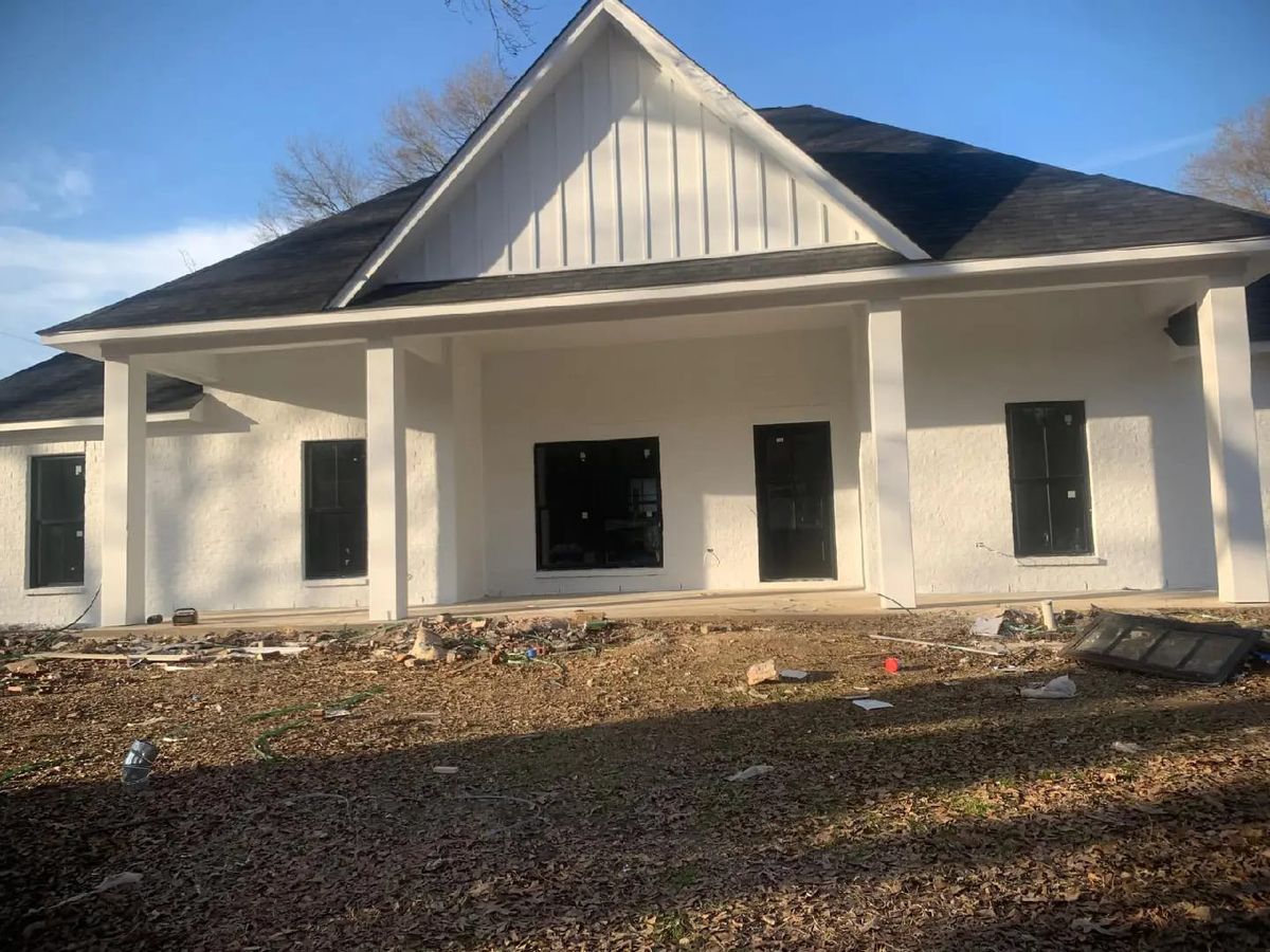 Screen porch for Ruben R construction in Mount Olive, NC