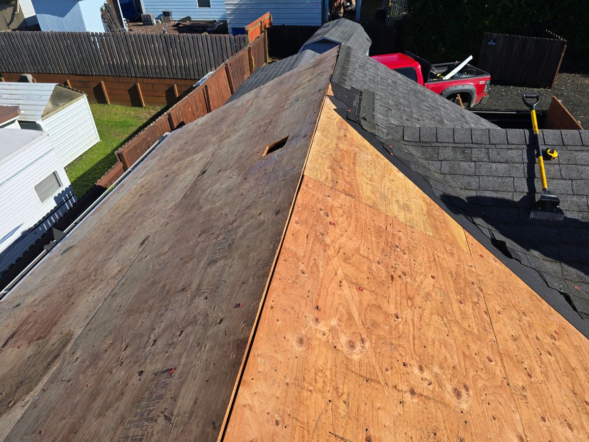 Roofing for Matthew Brooms Construction  in Coos Bay, OR