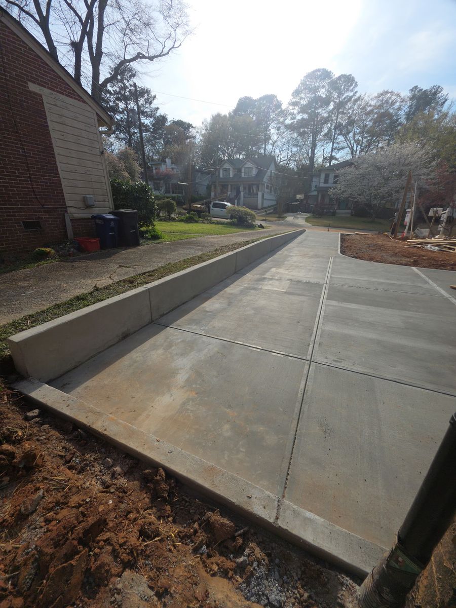 Driveways / patios for Arsa Contracting LLC in Dallas, GA