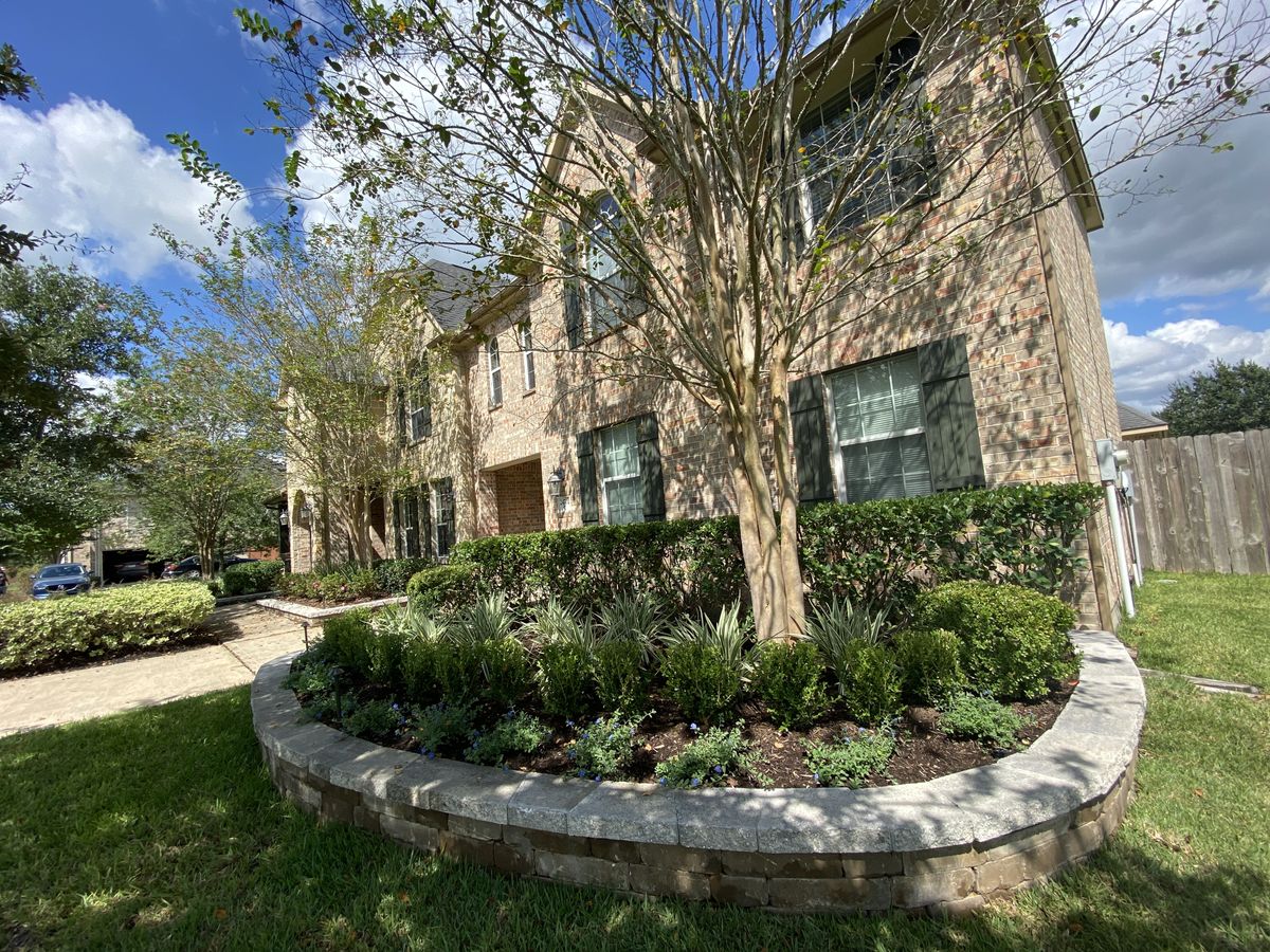 Hardscaping for Atlas Land Design in Creekside Park, TX