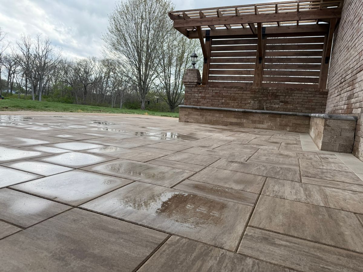 Landscape Installation for Mayfield Landscaping in Staunton, IL