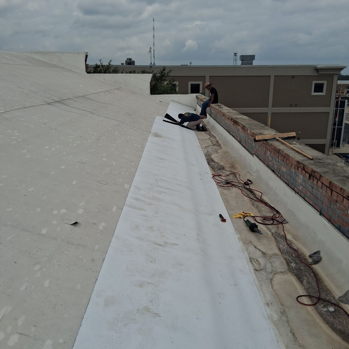 Roofing for Pena Legacy Construction in San Antonio, TX
