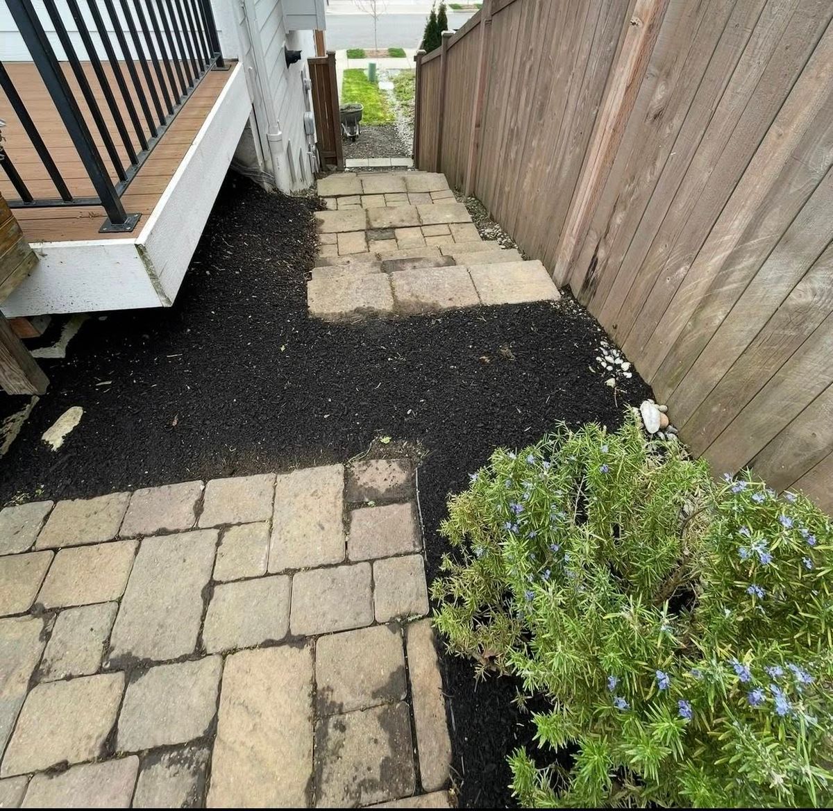 Landscape Design & Installation for B.U Landscaping in Everett, WA