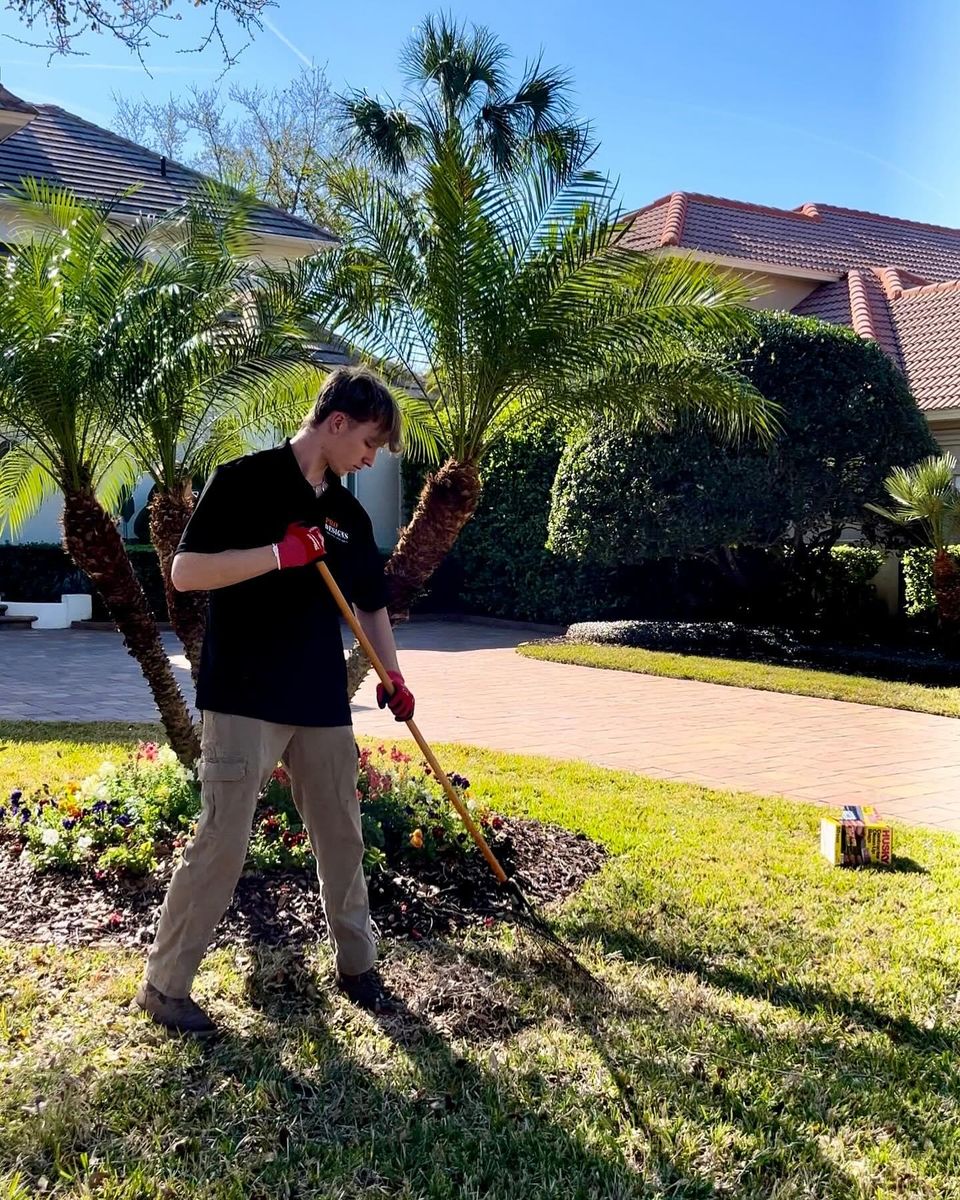 Lawn Maintenance for Pro Designs Landscaping LLC in Jacksonville, FL