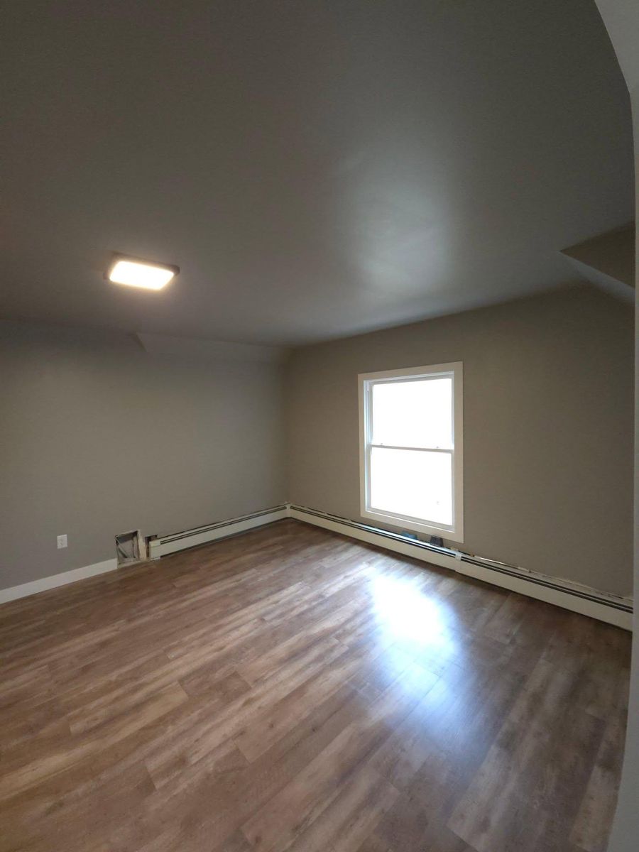 Flooring for Majestic Drywall & Power Washing in Wyoming, MI