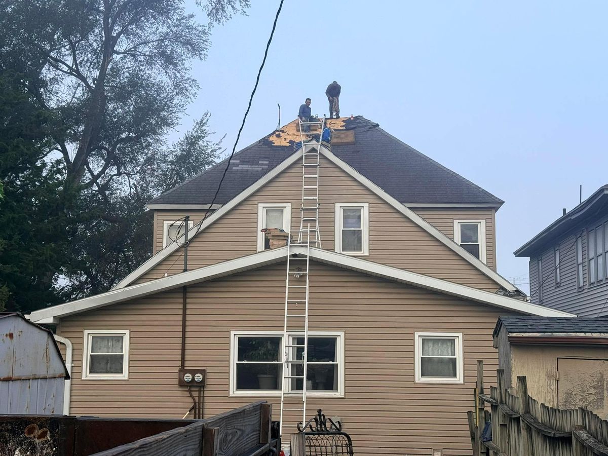 Roofing Repairs for Full Roof Replacement and Repairs & Seamless Guttering in Saint Joseph, MO