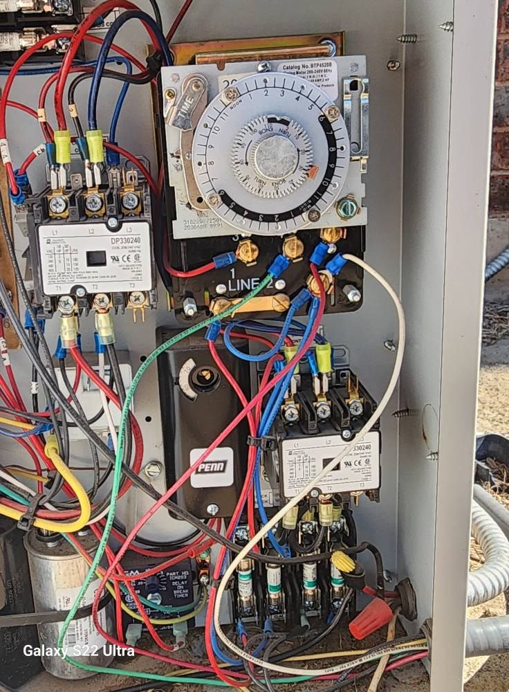 Thermostat Installation and Programming for OTR Services: Heating, Air Conditioning, & Refrigeration in Corpus Christi, TX