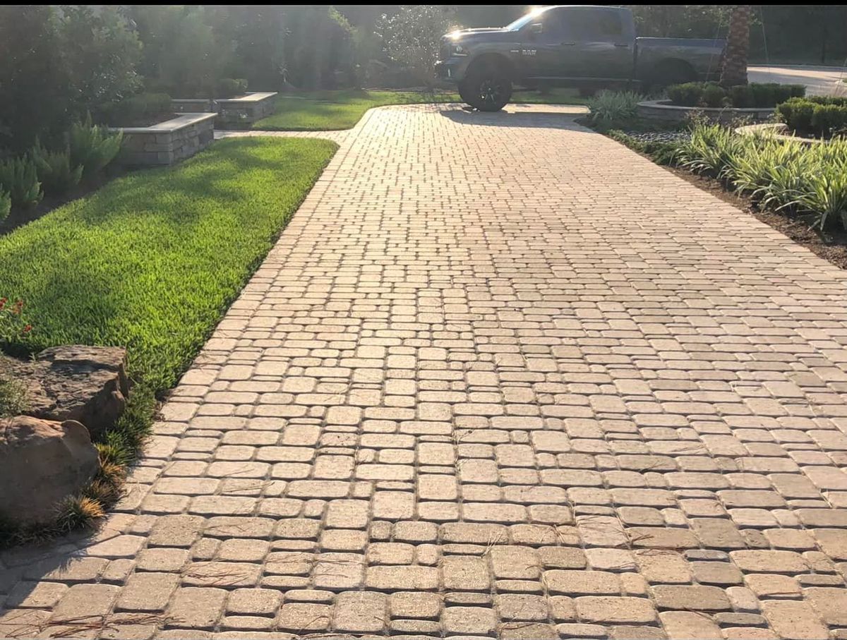 Paving for Cuernavaca Landscaping in Spring, TX