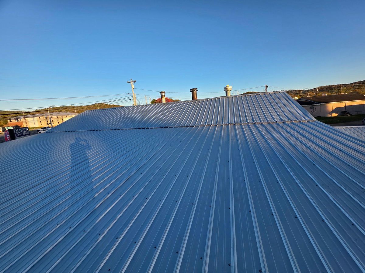 Shingle Roofing systems for KY Gutter Pro & Specialty Roofing Systems in Monticello, KY