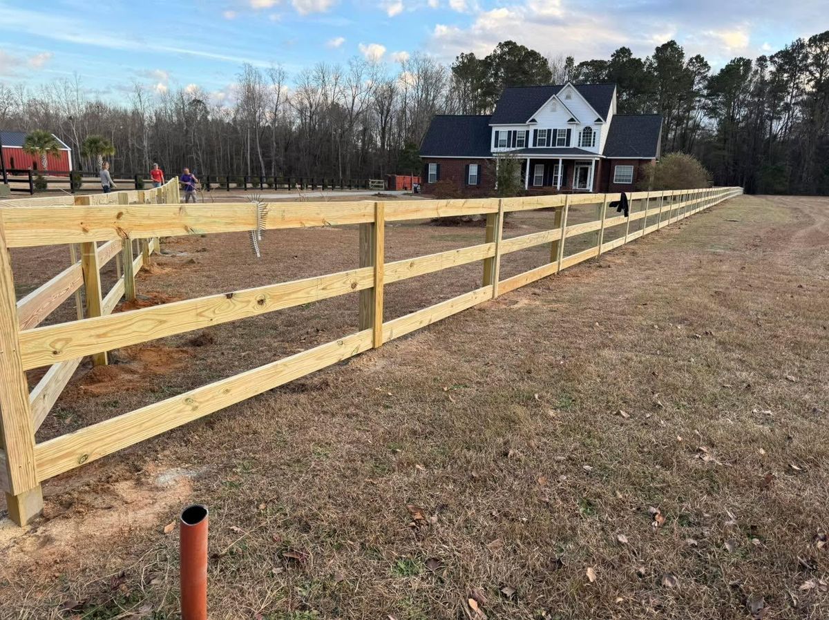 Wood Privacy for 4 In The Fire Fencing LLC in Darlington, SC