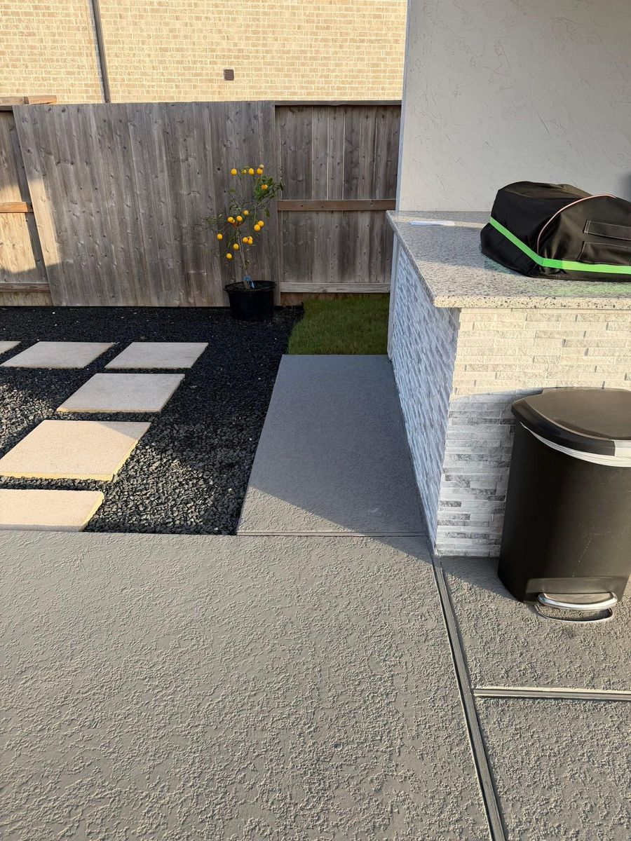 Landscaping for Texas Curb N Borders in Houston, TX