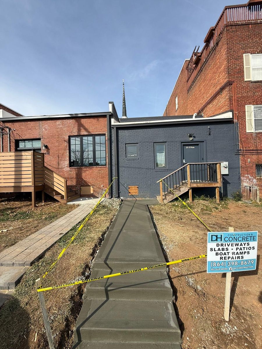 Sidewalk Installation for DH Construction & Concrete in Roebuck, SC