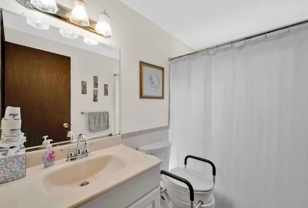 FOR SALE: 555 Griffin Rd. S., Windsor  for Nelson Foss - Realtor in Connecticut, CT