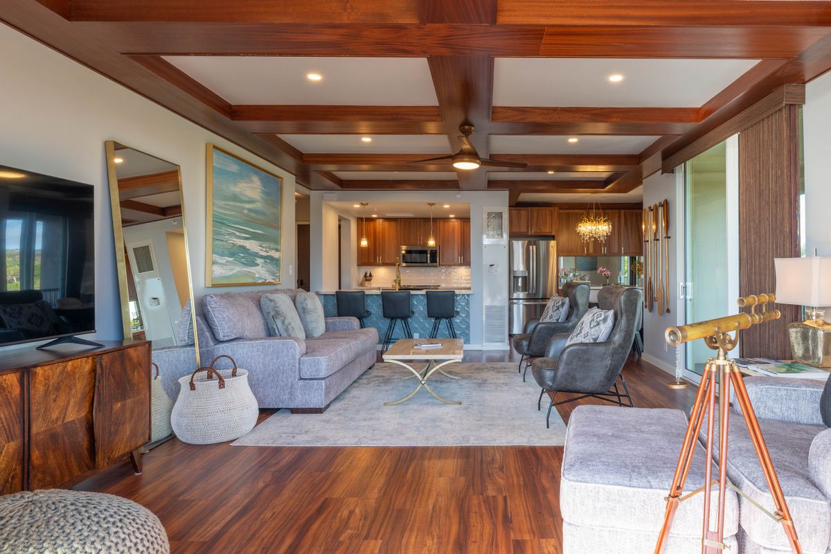 Custom Cabinetry for Alexander's Designs & Remodeling LLC in Kahului, HI