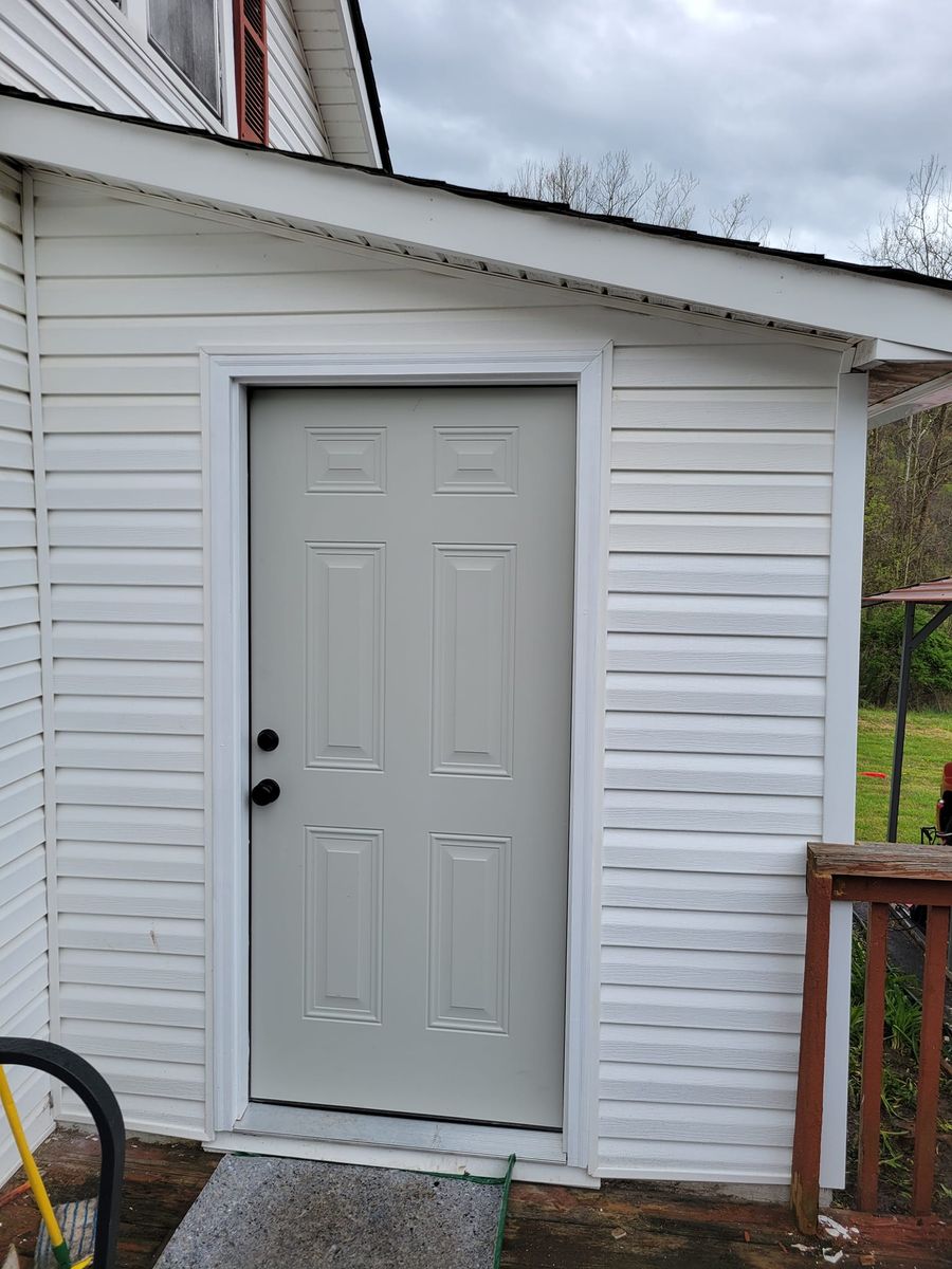 Additions for Middle Man Construction in Fall Branch, TN