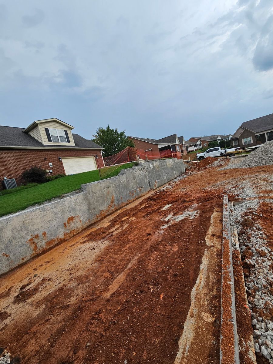Retaining Wall Construction for S&M DIRT TECH LLC in Knoxville, TN