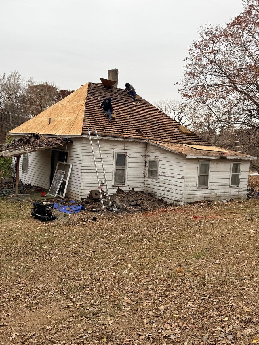 Roofing Repairs for Full Roof Replacement and Repairs in Saint Joseph, MO