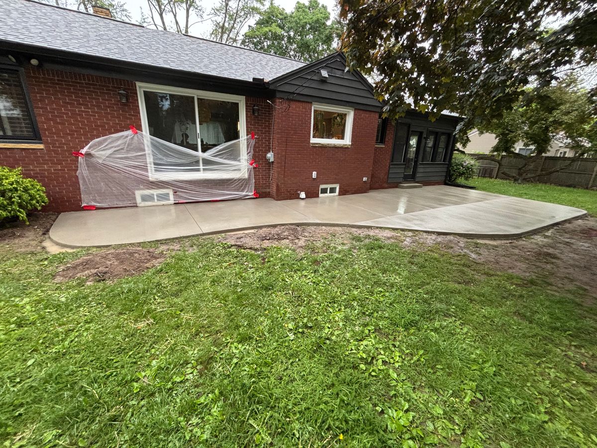 Patio Design & Installation for Harold's Construction in Howell, MI