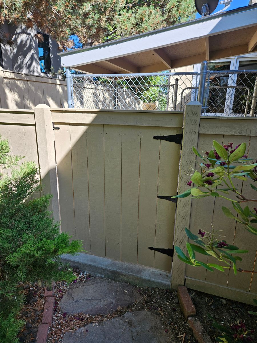 Fence & Gate Repair/Build for Sawdust & Solutions in Boise, ID