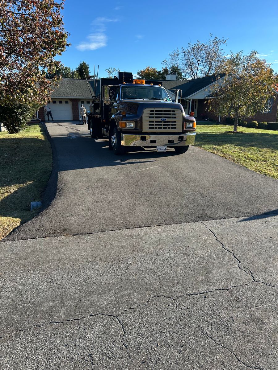 Sealcoating for James R Carter Paving in Roanoke, VA