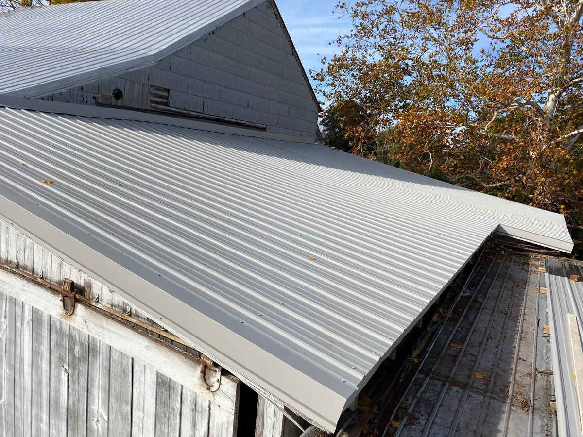 Metal Roofs for Eachus Enterprises LLC in Lebanon, IN