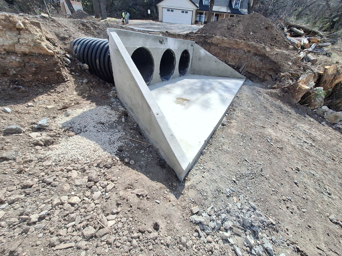 Concrete for Leo's Concrete Crew in Elgin, TX