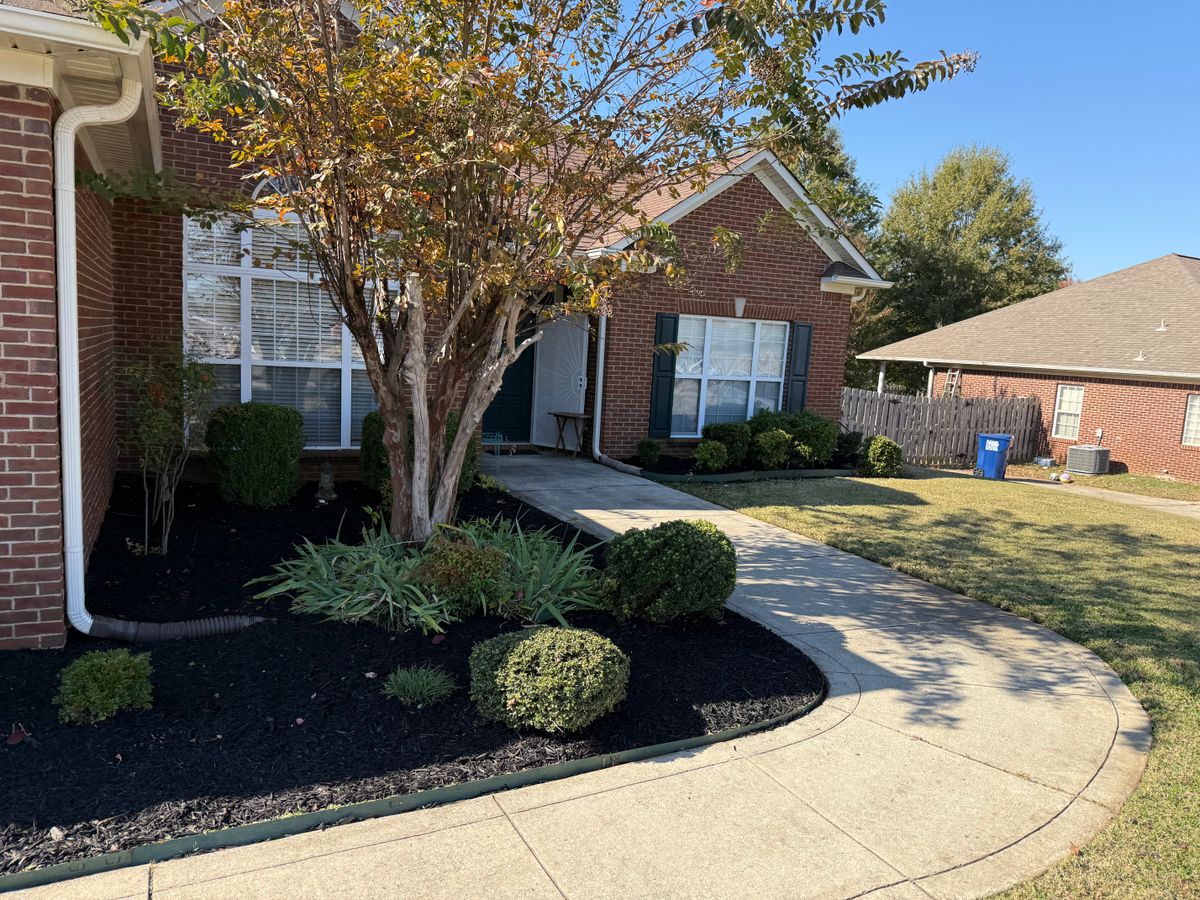 Mulching for Vickers Lawns  in Ardmore, Al