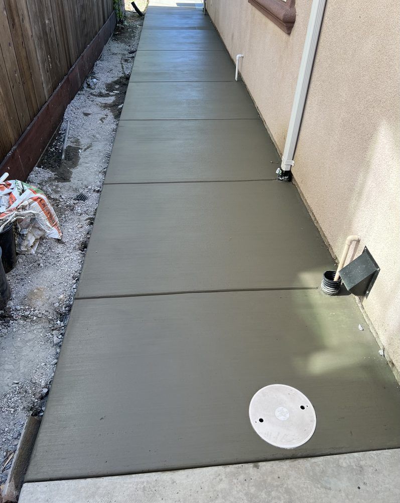 Sidewalk Installation for PREMIER CONCRETE CREATIONS in Stockton, CA