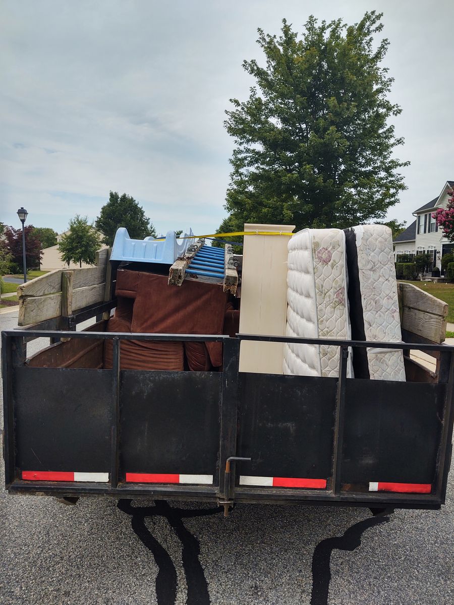 Furniture and Appliance Removal for Bay East Hauling Services & Junk Removal in Grasonville, MD