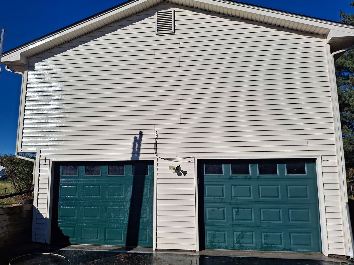 Exterior Painting for P Martinez Painting in Salem, VA