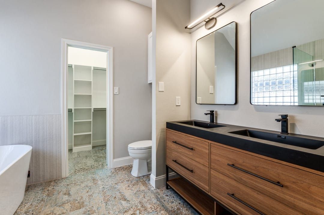 Bathroom Renovation for Energy Construction in Lewisville, TX